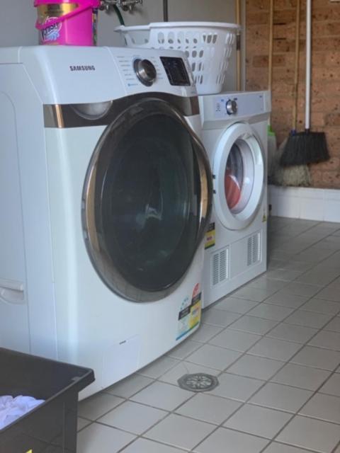 Hamilton Henry Parkes Motor Inn Ngoại thất bức ảnh