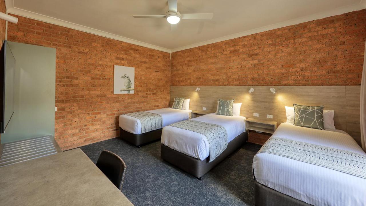 Hamilton Henry Parkes Motor Inn Ngoại thất bức ảnh