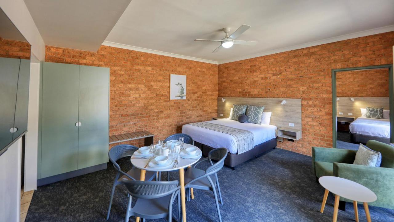 Hamilton Henry Parkes Motor Inn Ngoại thất bức ảnh