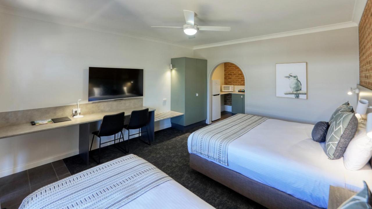 Hamilton Henry Parkes Motor Inn Ngoại thất bức ảnh