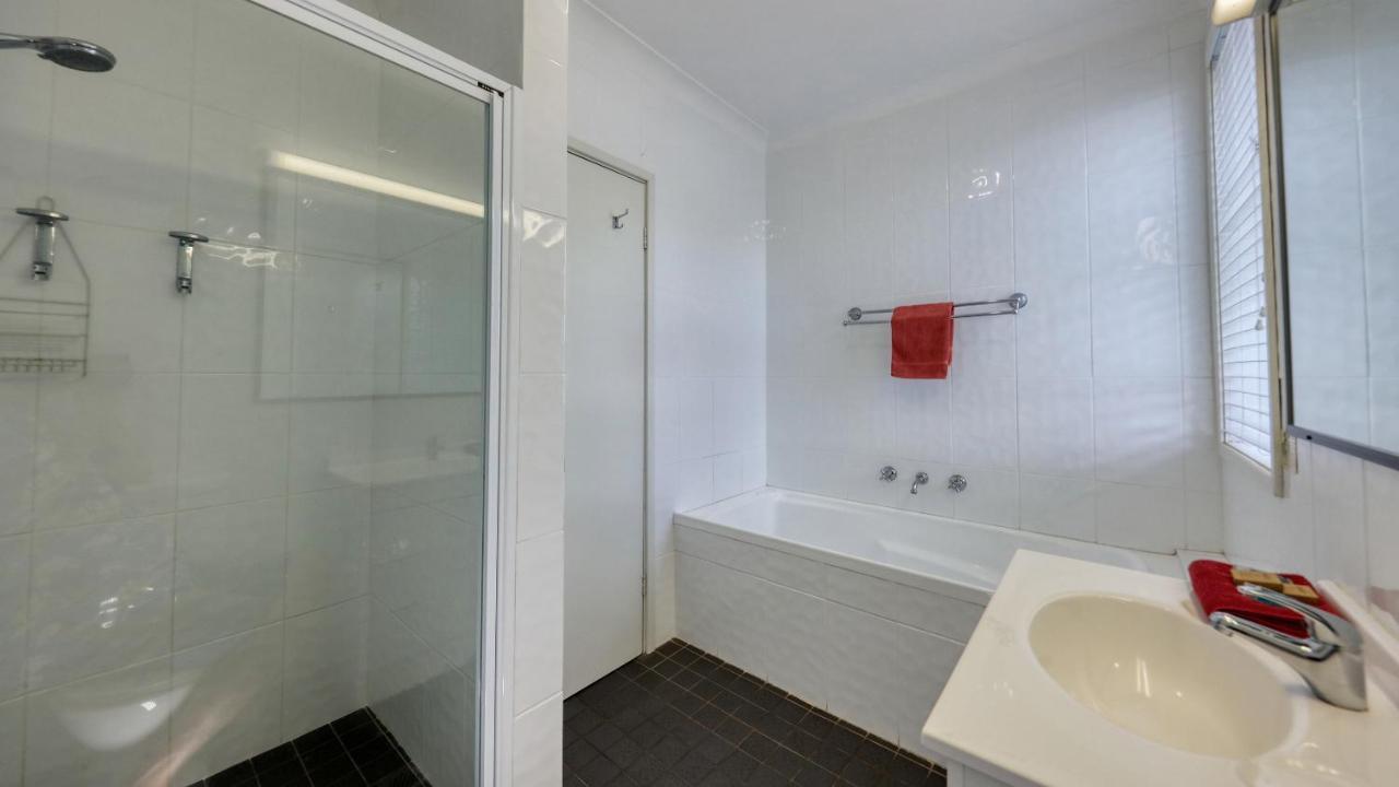 Hamilton Henry Parkes Motor Inn Ngoại thất bức ảnh