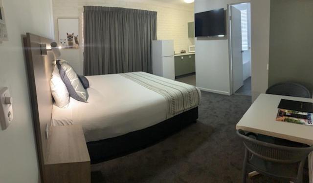 Hamilton Henry Parkes Motor Inn Ngoại thất bức ảnh